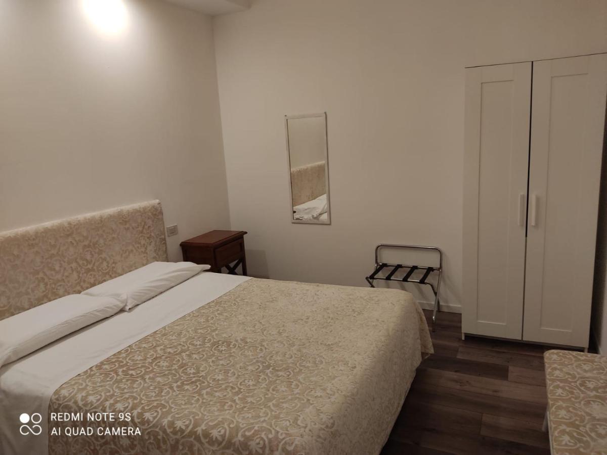 Gemini Camere E Suites 그레세토 외부 사진